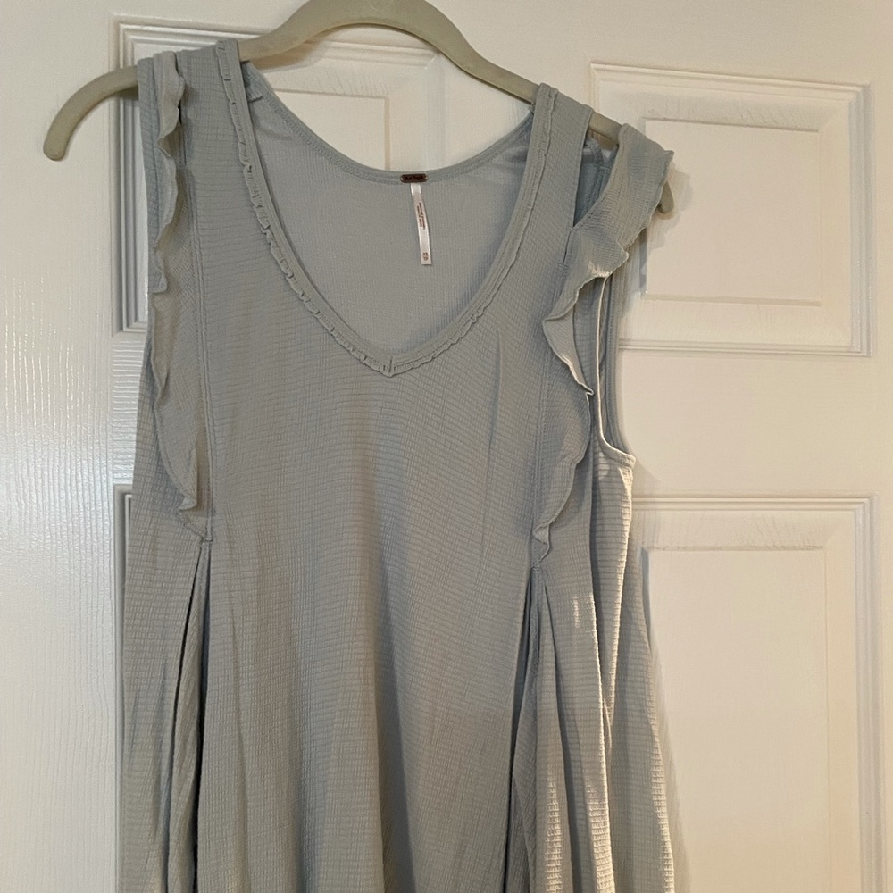 Free people green flowy style tank.